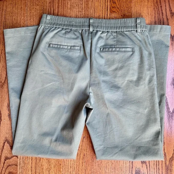 Wonderly Women's Elastic Waistband Straight Leg Pants - Picture 5 of 11